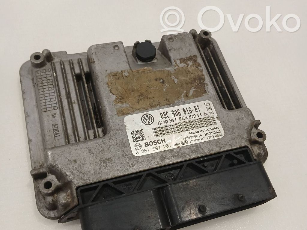 Volkswagen Jetta VI Engine control unit/module 