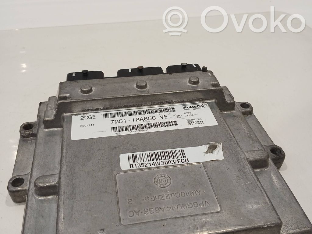 Ford C-MAX I Engine control unit/module 