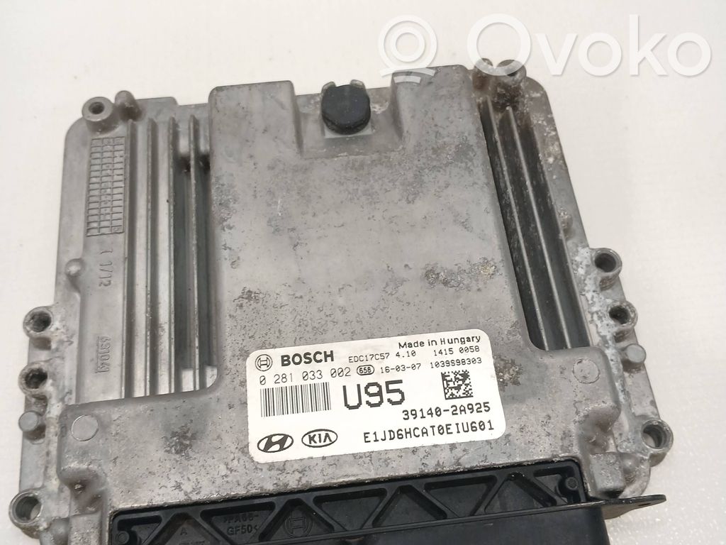 KIA Ceed Engine control unit/module 