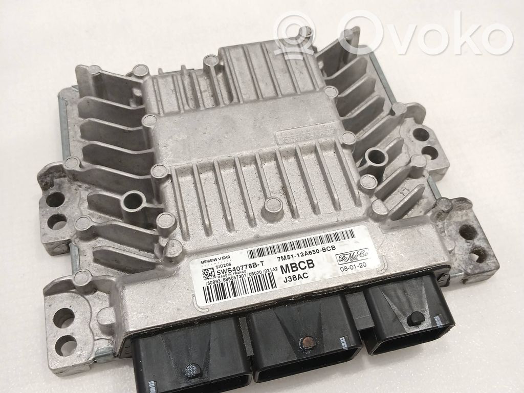 Ford Focus Engine control unit/module 