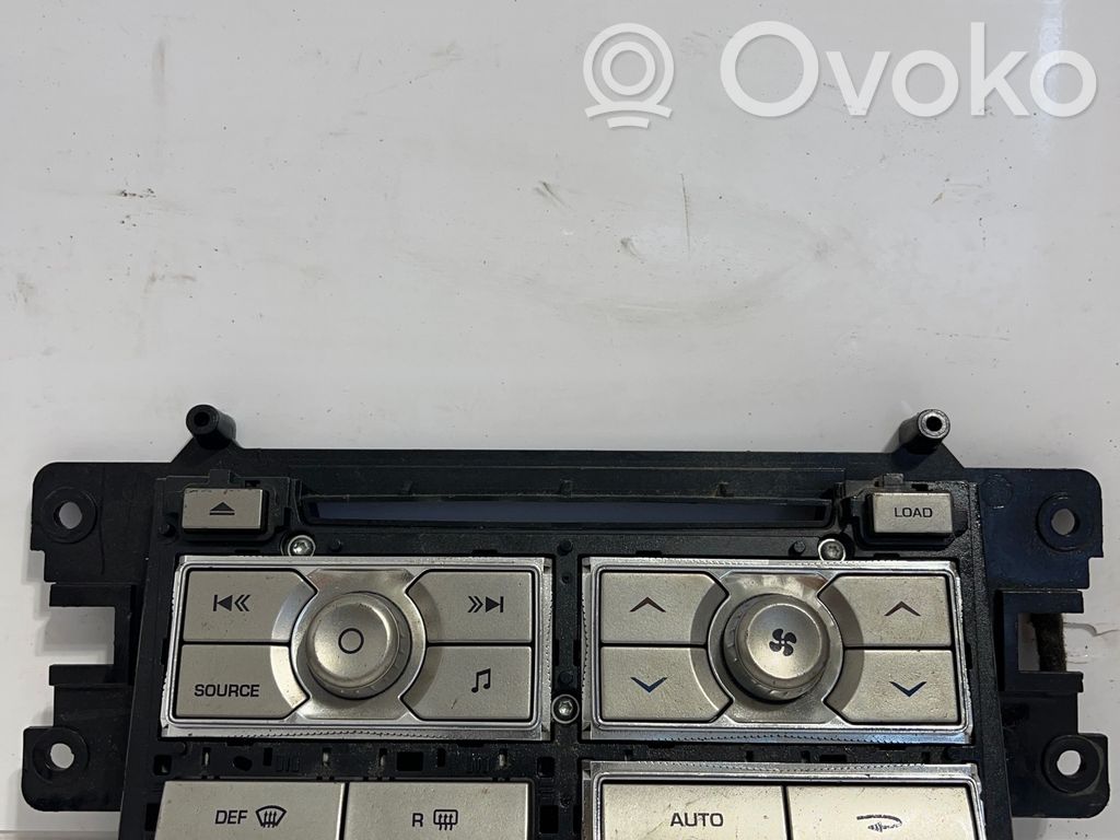 Jaguar XF Climate control unit 
