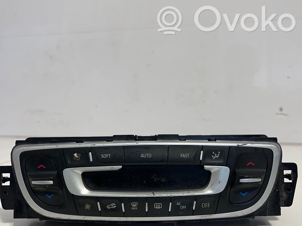 Renault Megane III Climate control unit 