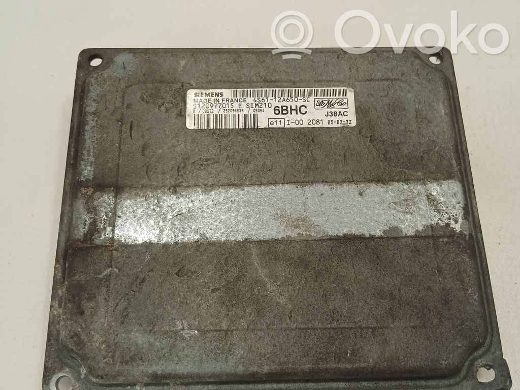 Ford Fiesta Engine control unit/module 