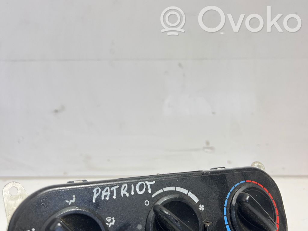 Jeep Patriot Climate control unit 