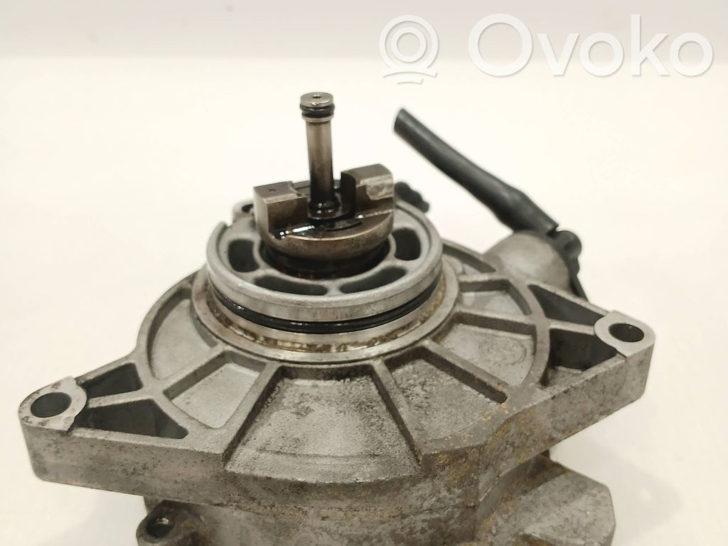 Opel Antara Vacuum pump 