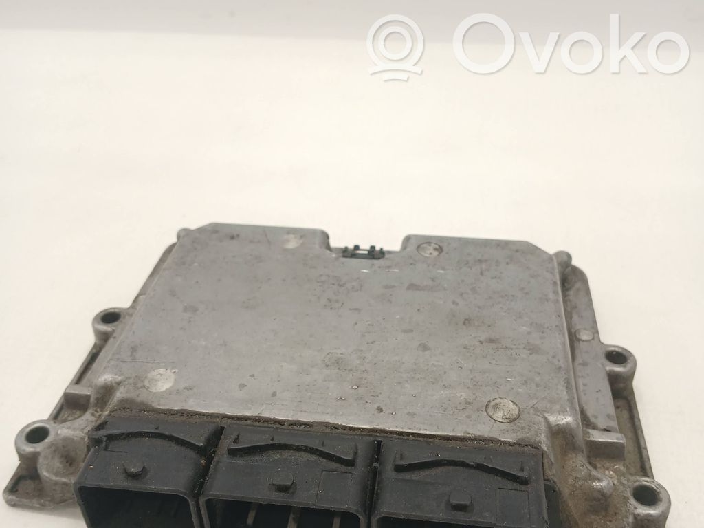 Peugeot 607 Engine control unit/module 