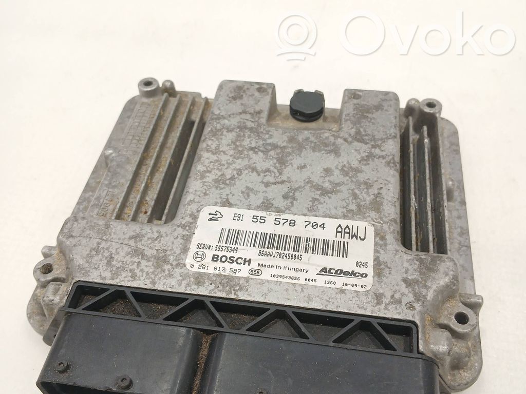 Opel Meriva B Engine control unit/module 