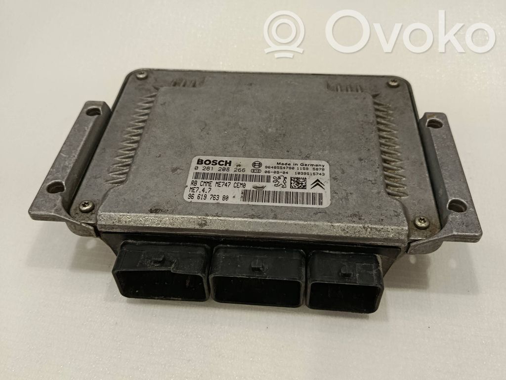 Peugeot 407 Engine control unit/module 