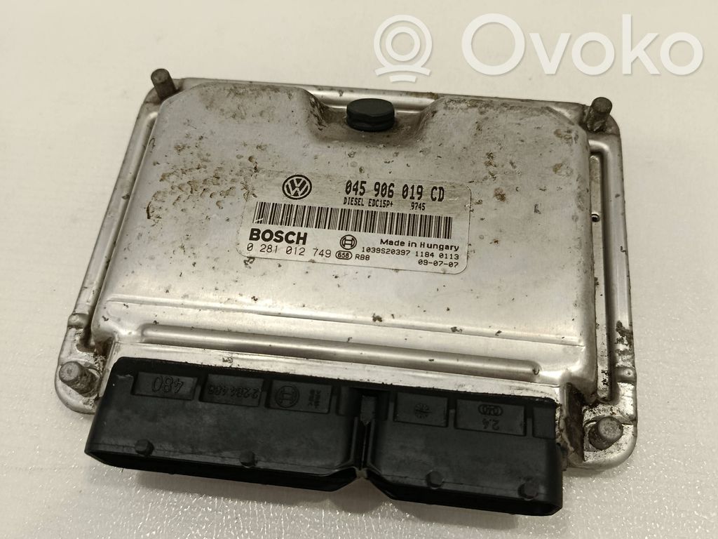 Skoda Fabia Mk2 (5J) Engine control unit/module 