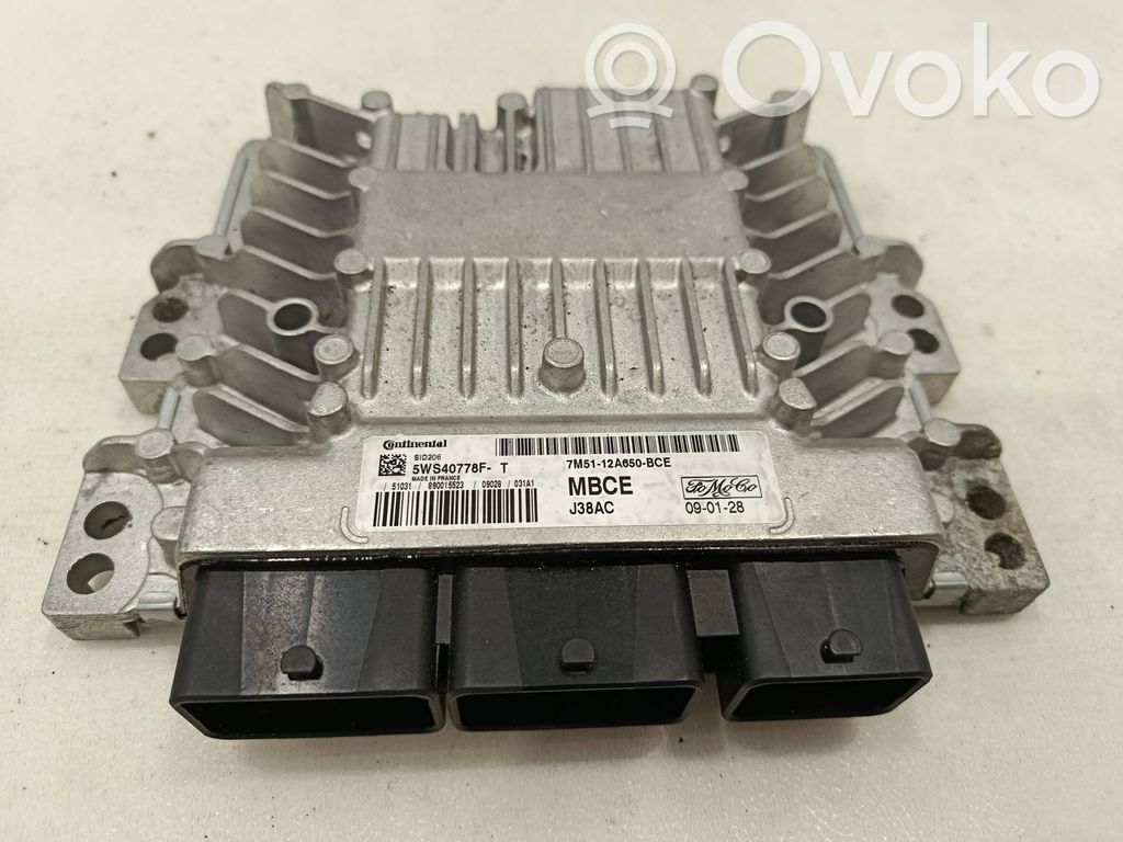 Ford Focus Engine control unit/module 