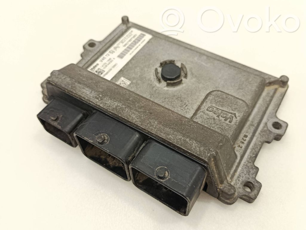 Peugeot 208 I Engine control unit/module 