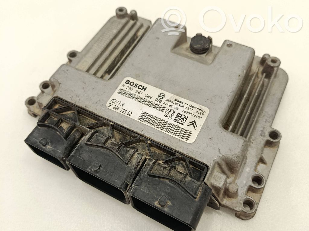 Peugeot 207 Engine control unit/module 