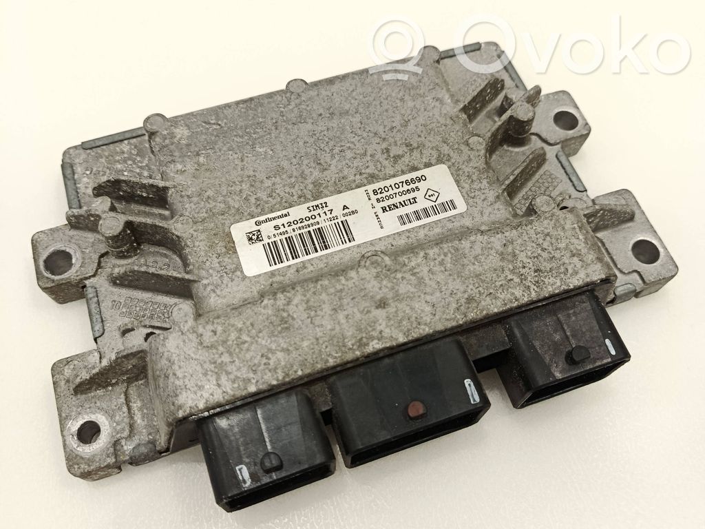 Renault Twingo II Engine control unit/module 