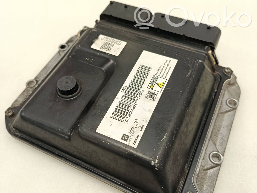 Opel Astra J Engine control unit/module 