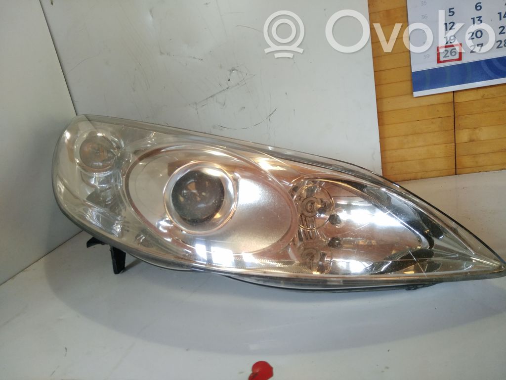 Peugeot 407 Headlight/headlamp 