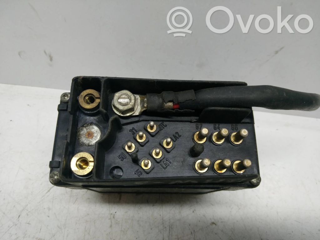 BMW 5 E34 Glow plug pre-heat relay 