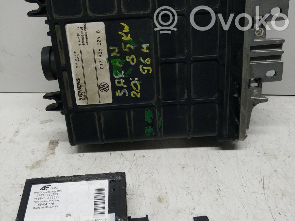 Volkswagen Sharan Engine ECU kit and lock set 
