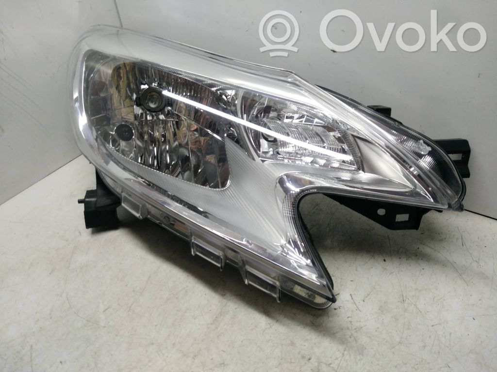Nissan Note (E12) Headlight/headlamp 