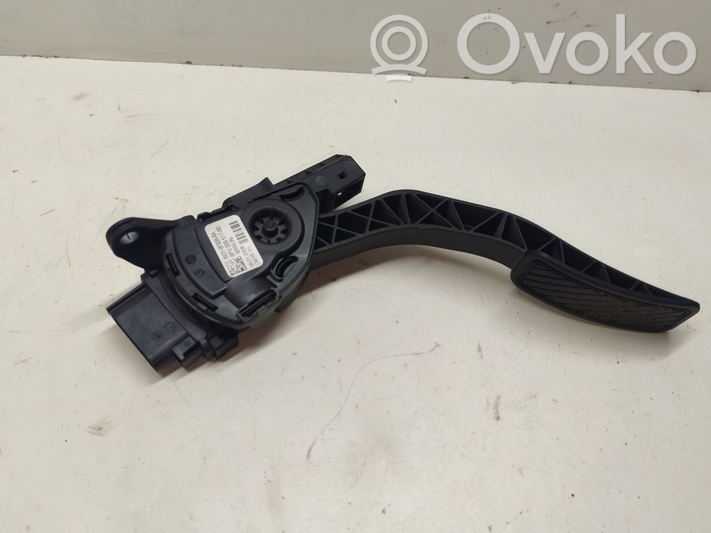 Accelerator throttle pedal   8V219F836AA