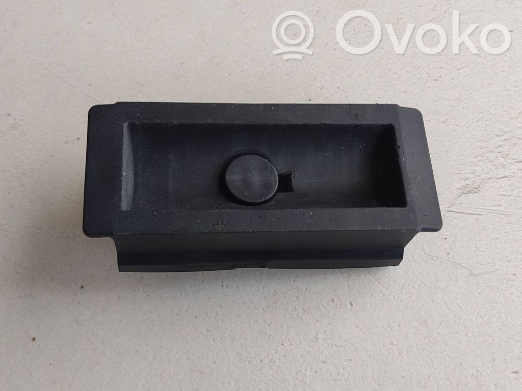 Audi A6 C7 Jacking socket point 