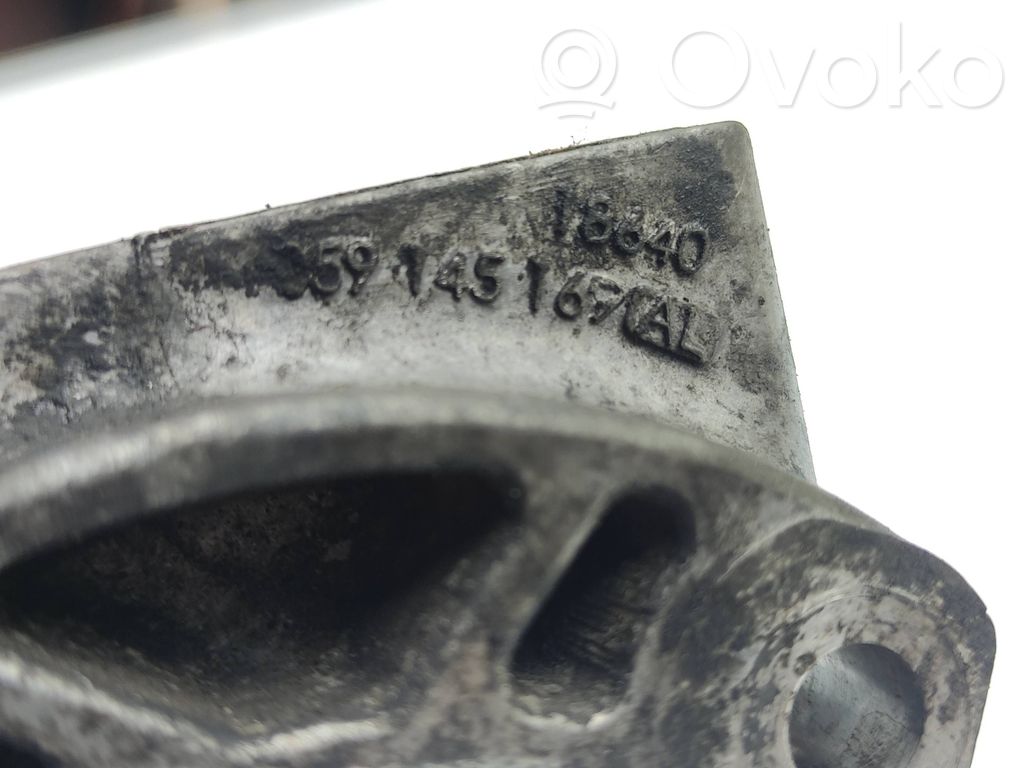 Audi Q7 4L A/C compressor mount bracket 