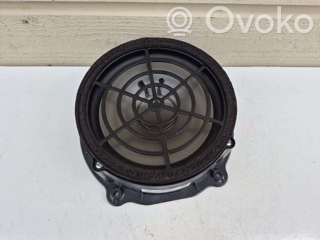 Audi Q7 4L Altavoz de la puerta delantera 