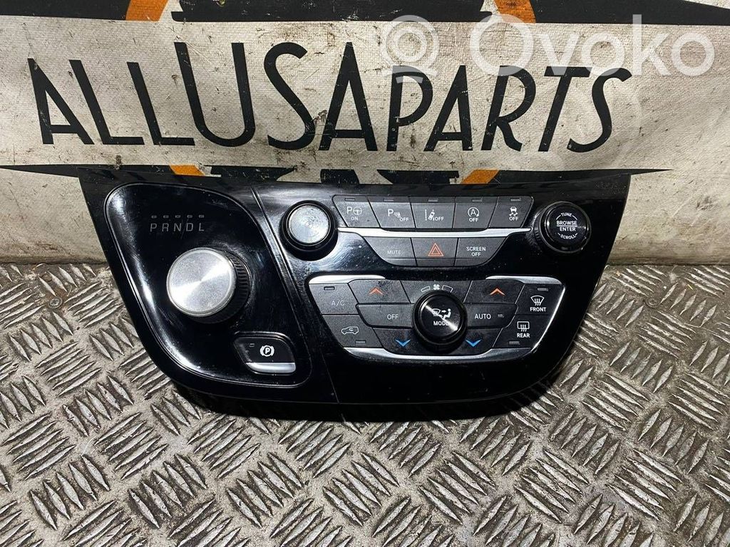 Chrysler Pacifica Panel klimatyzacji 