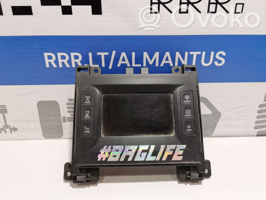 Dodge Challenger Panel / Radioodtwarzacz CD/DVD/GPS 