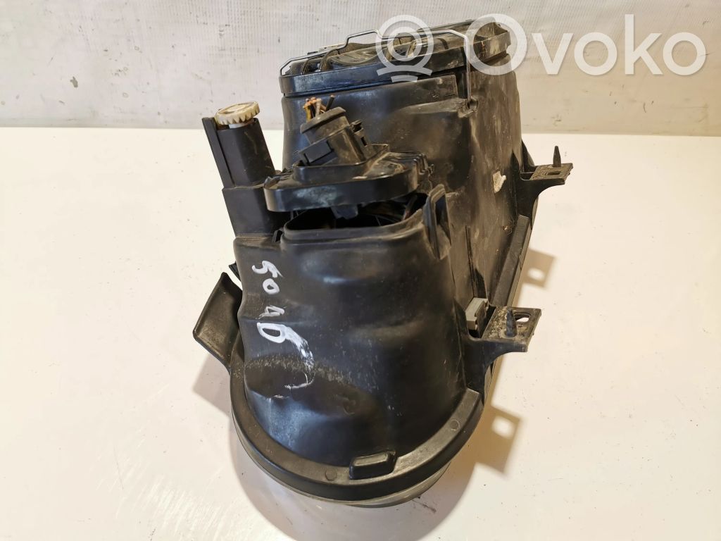 Volkswagen Golf IV Lampa przednia 