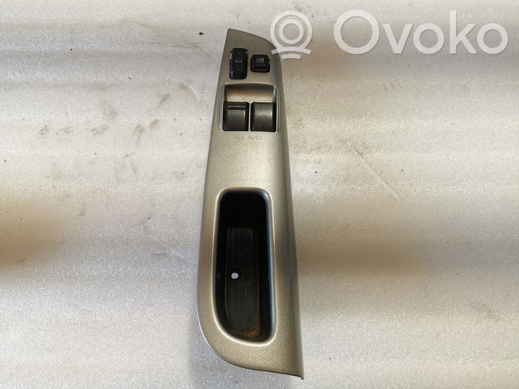 Toyota Corolla E120 E130 Electric window control switch 
