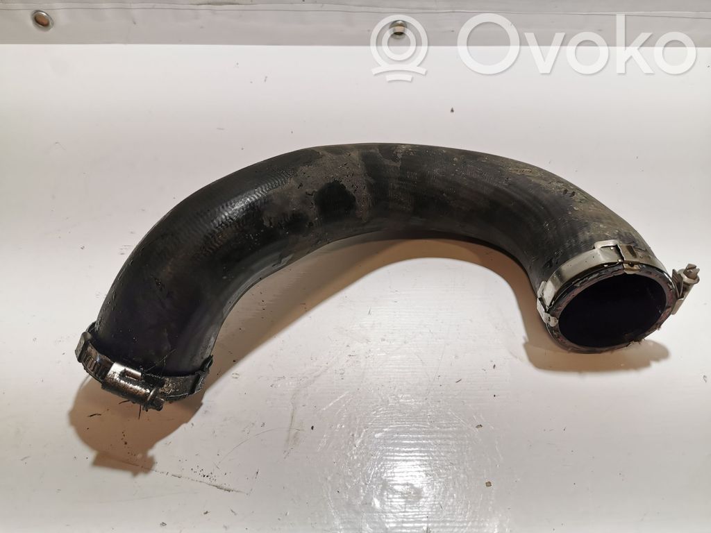Intercooler hose/pipe