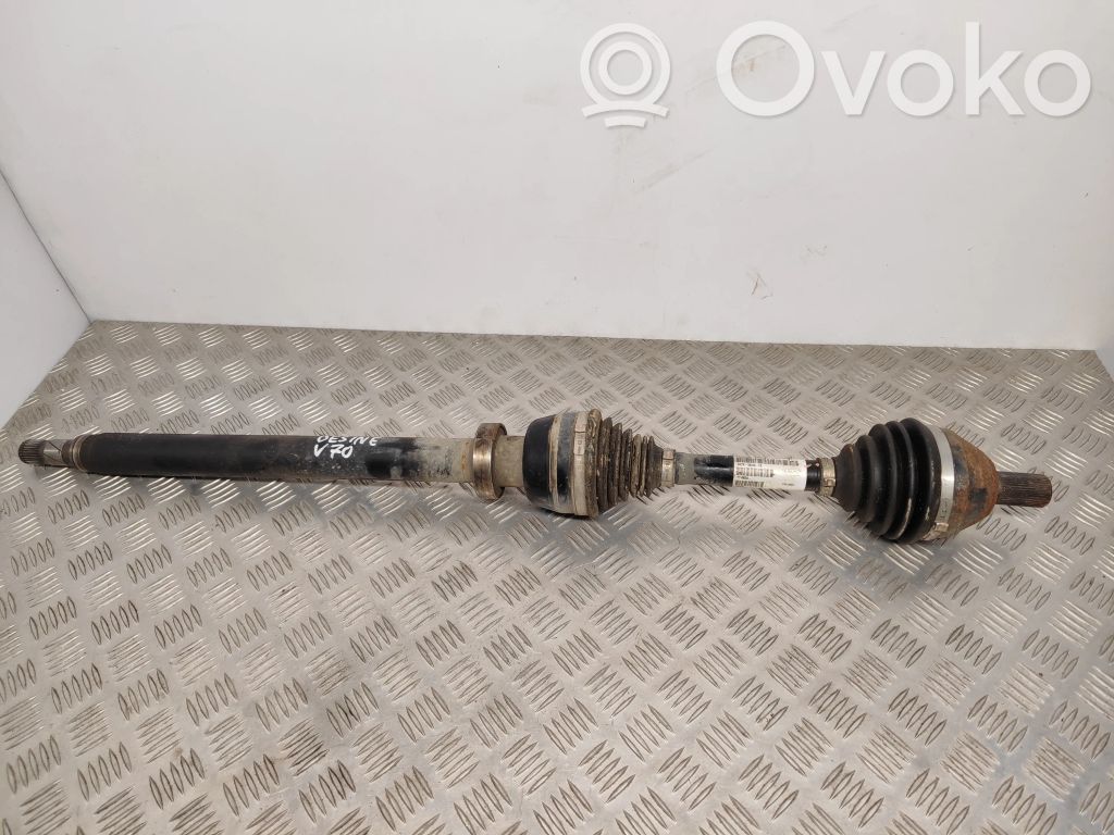Volvo V70 Półoś przednia 