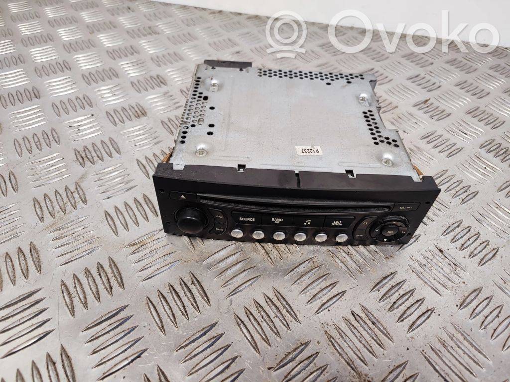 Citroen Berlingo Radio/CD/DVD/GPS head unit 