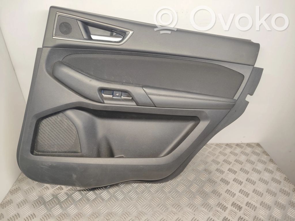 Ford S-MAX Apšuvums aizmugurējām durvīm 