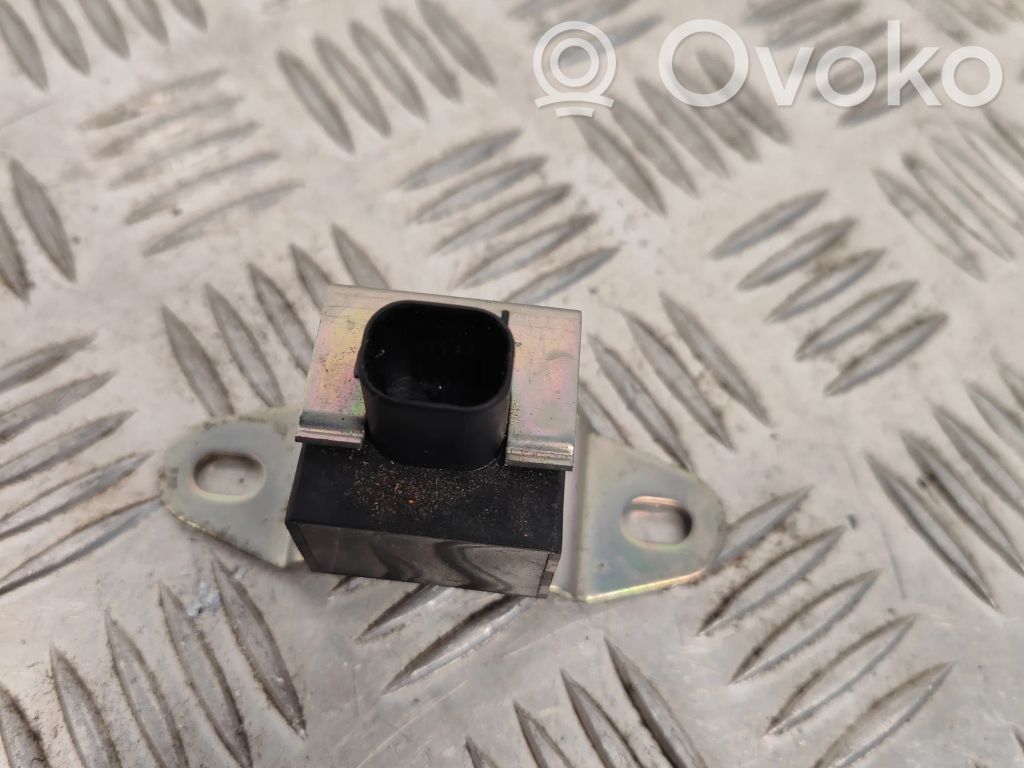 Volvo XC70 Airbagsensor Crashsensor Drucksensor 