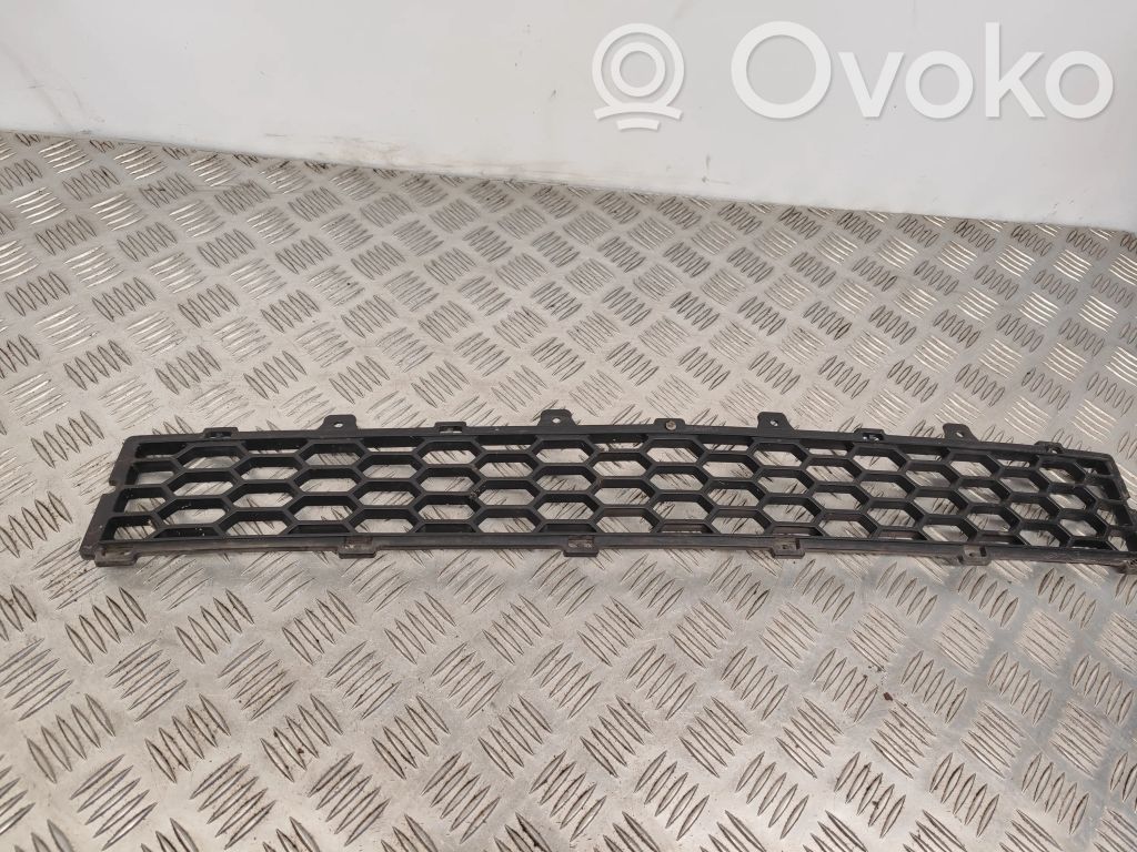 Chevrolet Captiva Etupuskurin alempi jäähdytinsäleikkö 