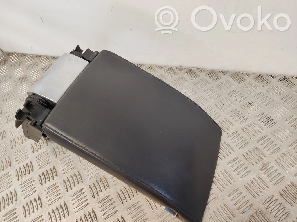 Volvo S80 Armrest 