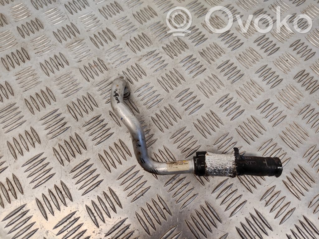 Audi A4 S4 B9 Caurulīte (-es) / šļūtene (-es) 