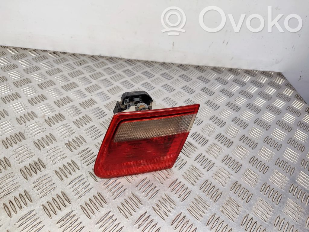 BMW 3 E46 Tailgate rear/tail lights 