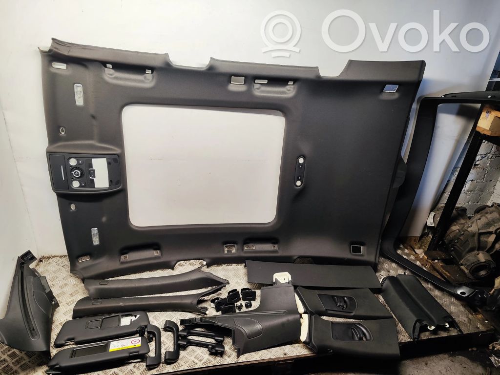 Kattoverhoilusarja   8K9867501A,8T0947135BK,8K9867245A