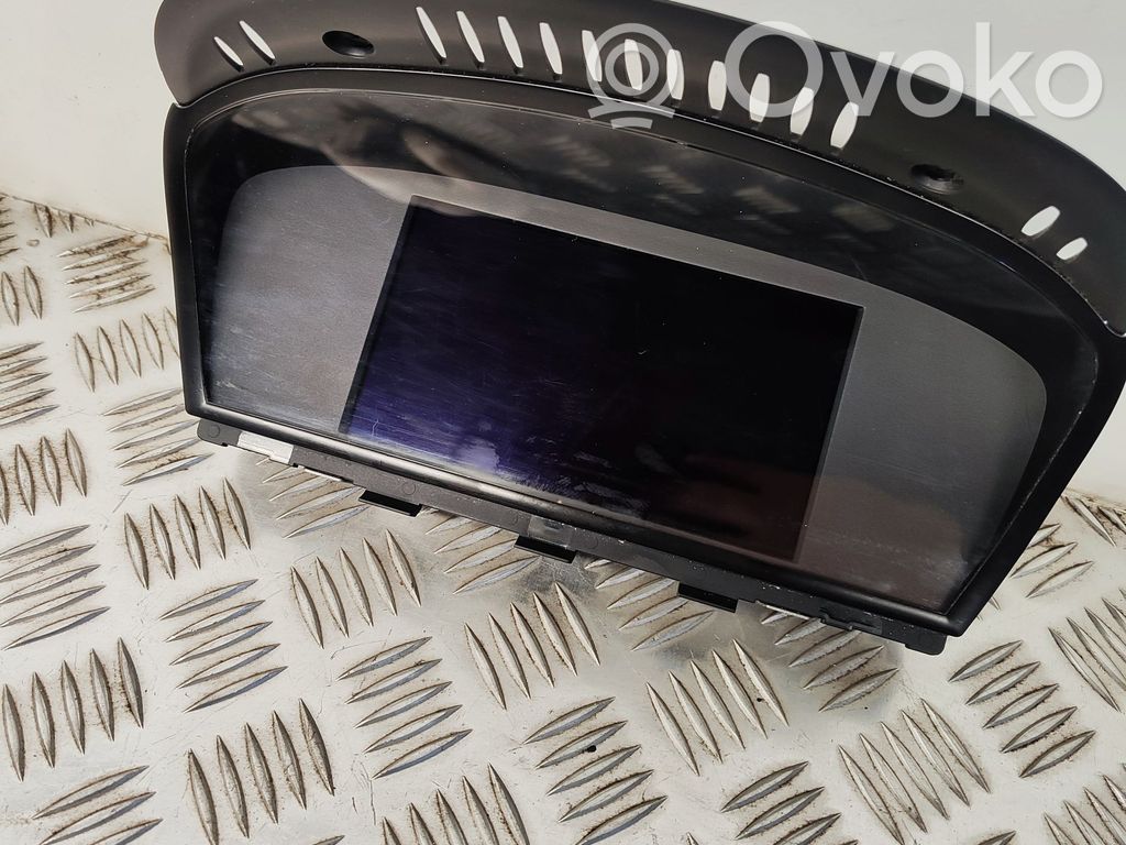 Screen/display/small screen   9193748