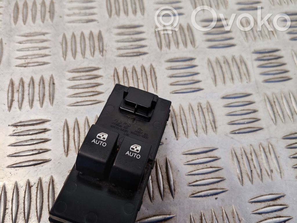 KIA Ceed Electric window control switch 