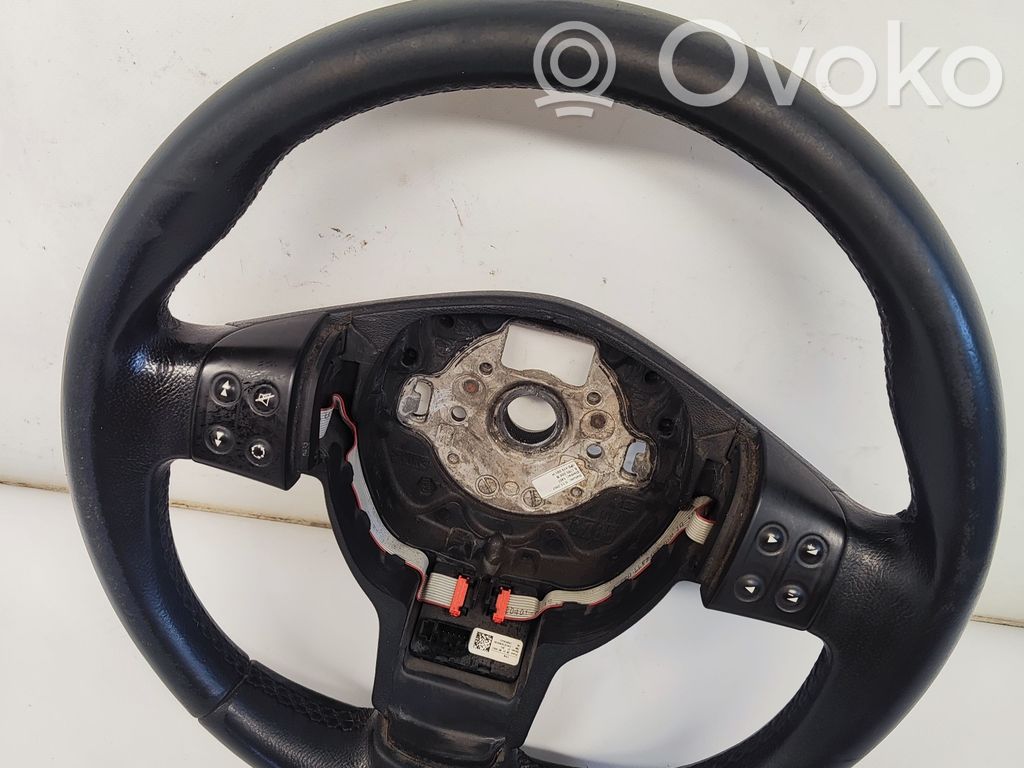 Seat Leon (1P) Ohjauspyörä 