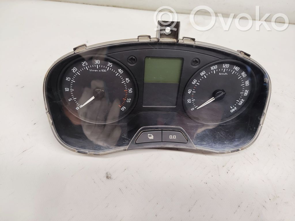 Skoda Roomster (5J) Licznik / Prędkościomierz 