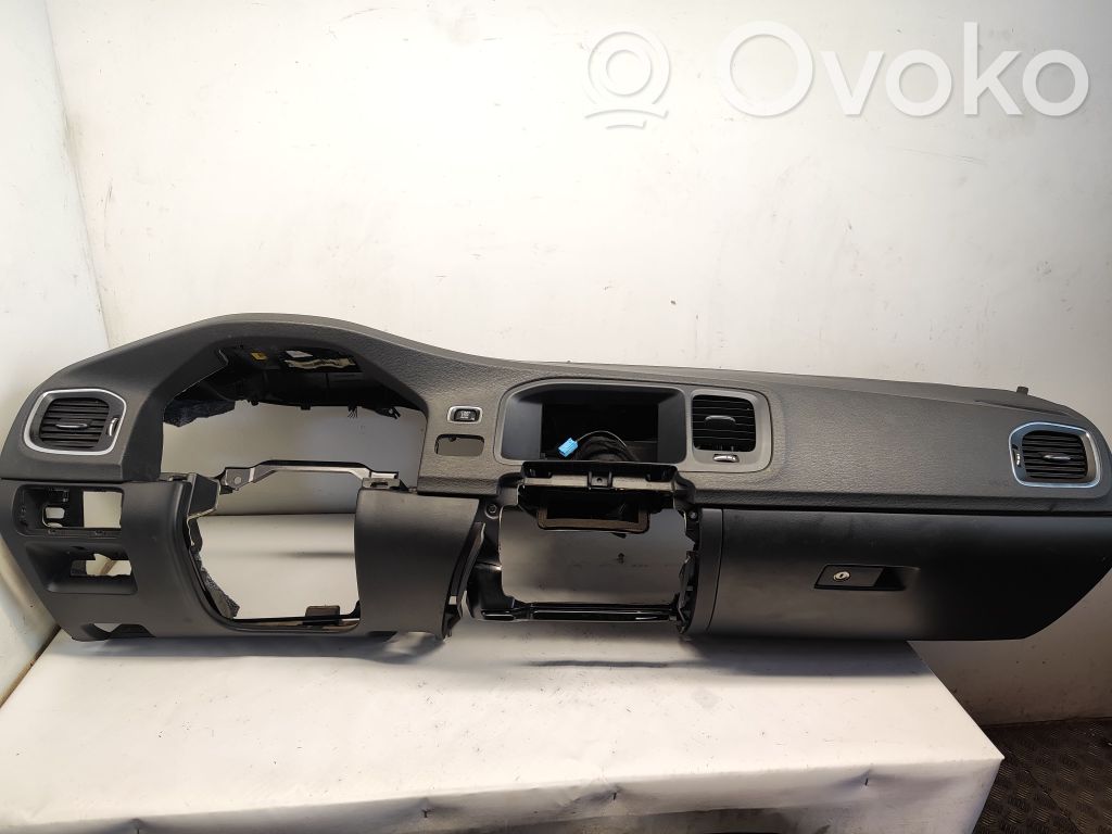 Volvo V60 Dashboard 