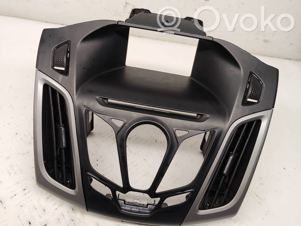 Ford Focus Dash center air vent grill 
