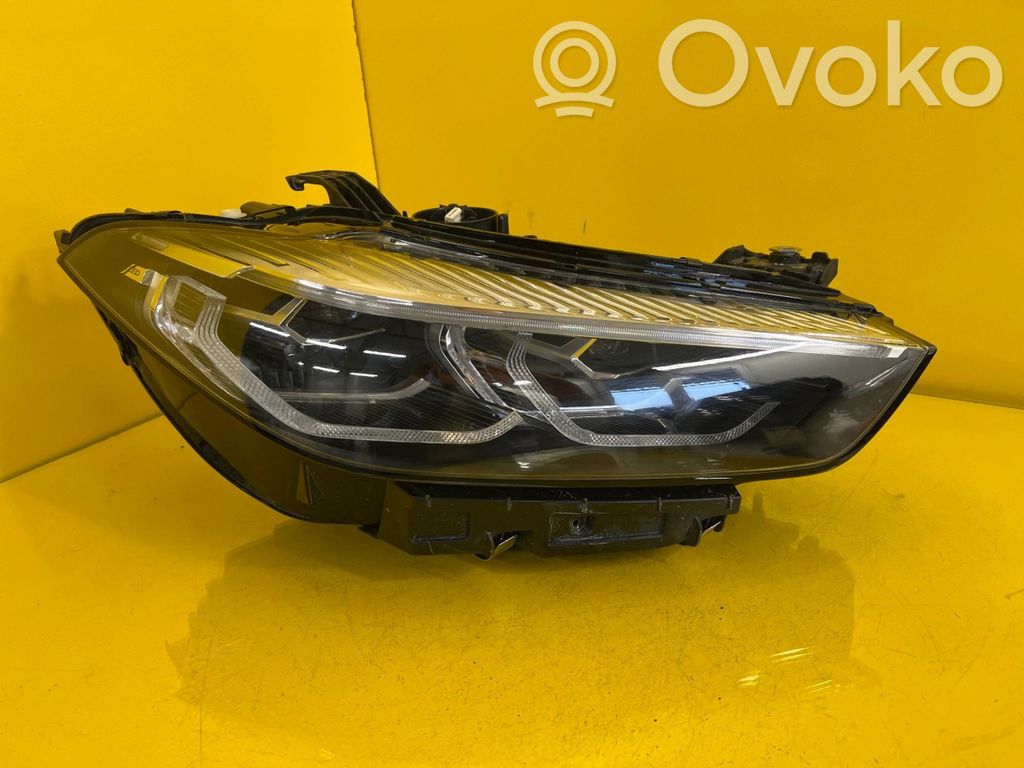 BMW M8 F91 F92 G14 G15 Lampa przednia 
