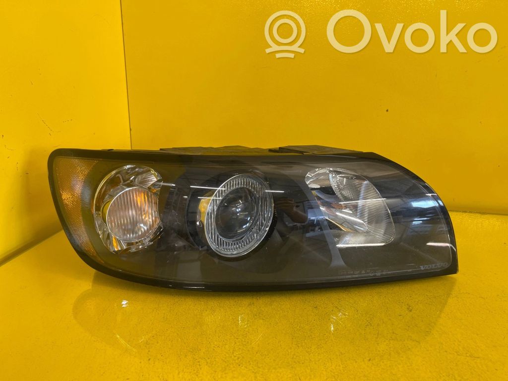 Volvo V50 Priekšējais lukturis 