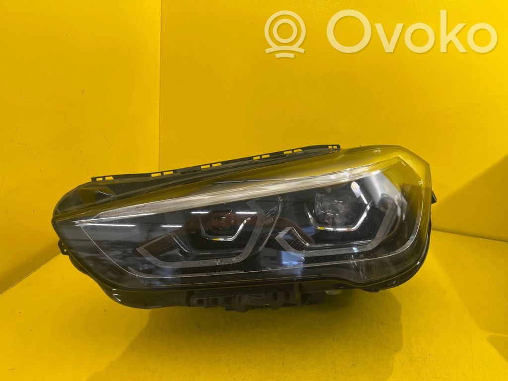 BMW X1 F48 F49 Priekinis žibintas 