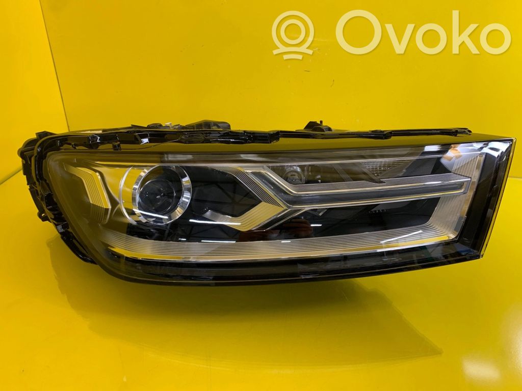 Audi Q7 4M Headlight/headlamp 